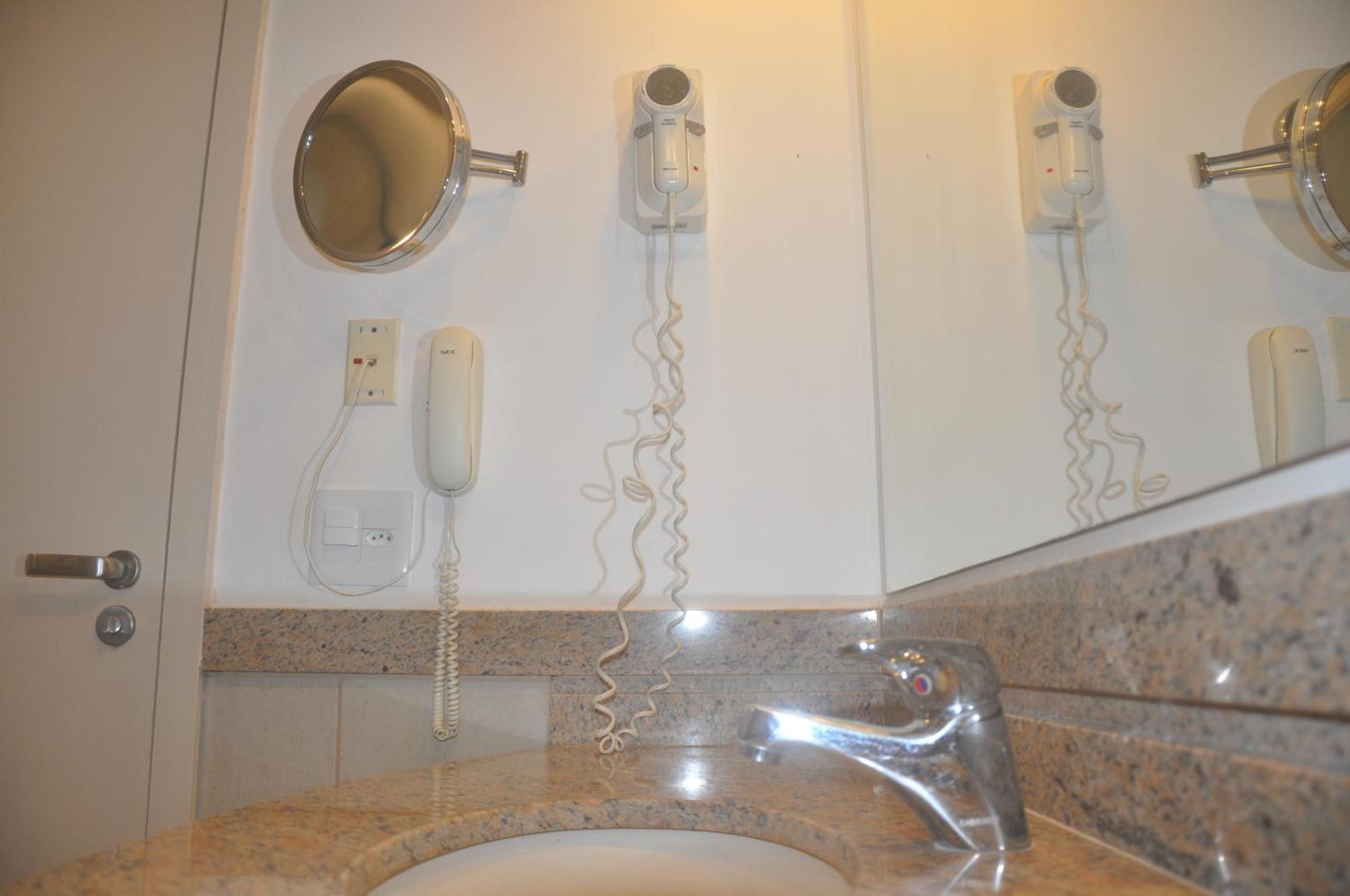 Apartamento Flat Em Com Vista O Mar!